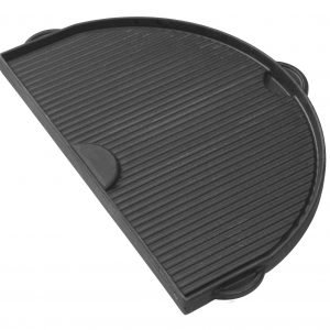 A cast iron griddle with grooves for the XL 400