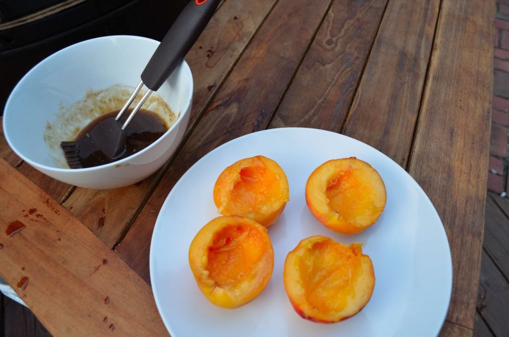 Simply wash & half the peaches and scoop out the pits.   To make the sauce, simply 
