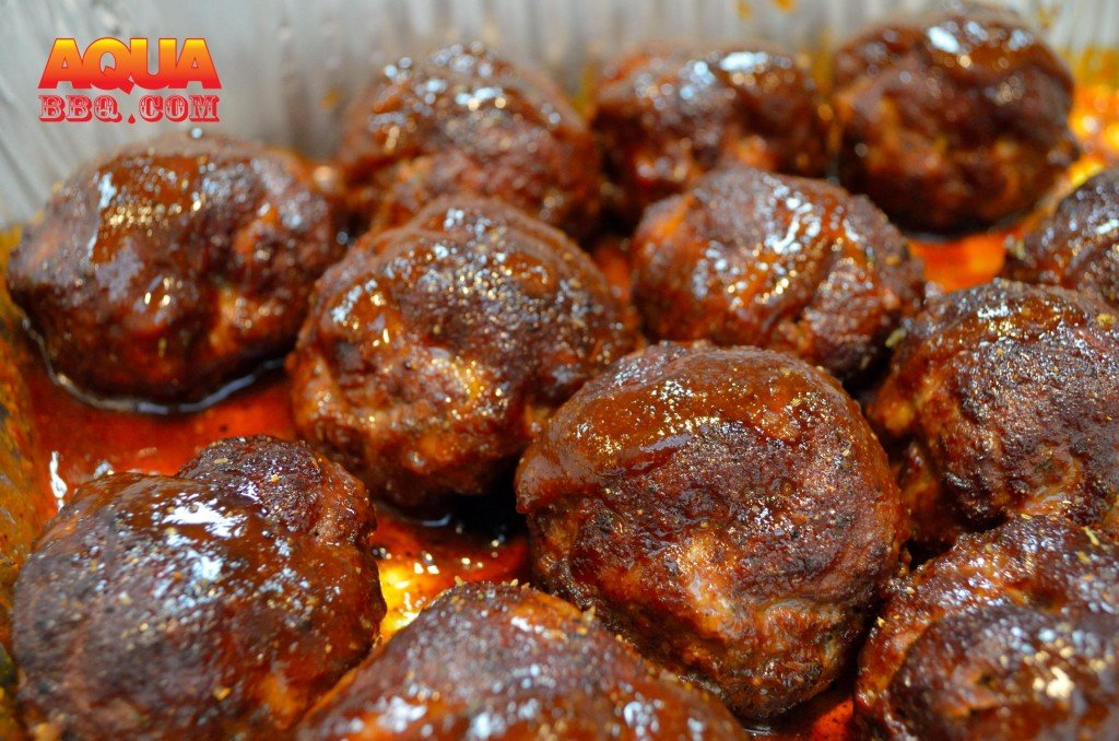 We would recommend coating the bottom of your serving/resting pan with sauce and a touch of rub since the bottom of the meatball doesn't get the treatment during the cook!